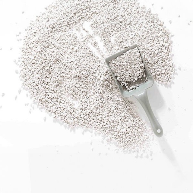 Proline Lavanta Kokulu Topaklanan Bentonit Kedi Kumu 1 Adet 10 Lt