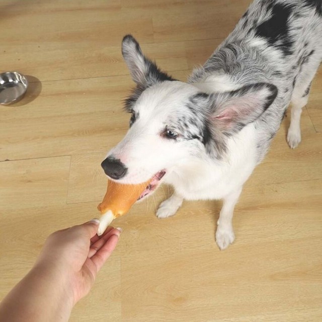 M-Pets Bite Delight Tavuklu But Köpek Ödülü 13cm (2kg)
