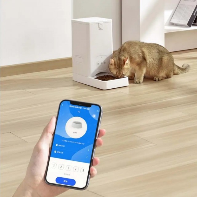Pawgether F100S Kedi ve Köpekler İçin Wifi Versiyon Otomatik Mama Kabı 5.5 Litre
