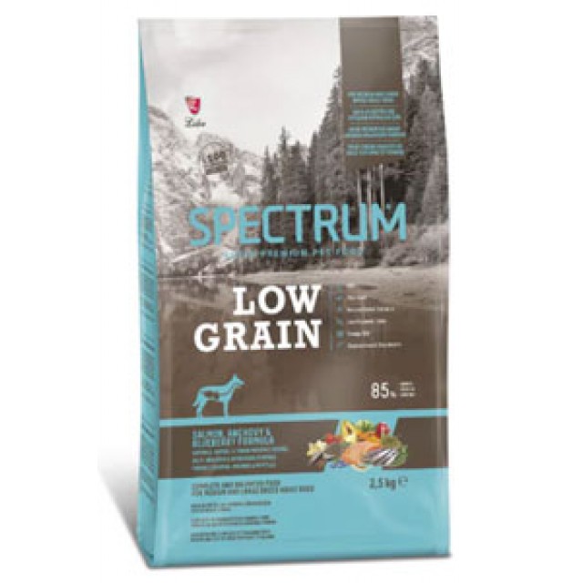 Spectrum Düşük Tahıllı Somonlu Hamsili Yaban Mersinli Orta ve Büyük Irk Yetişkin Köpek Maması 2,5kg